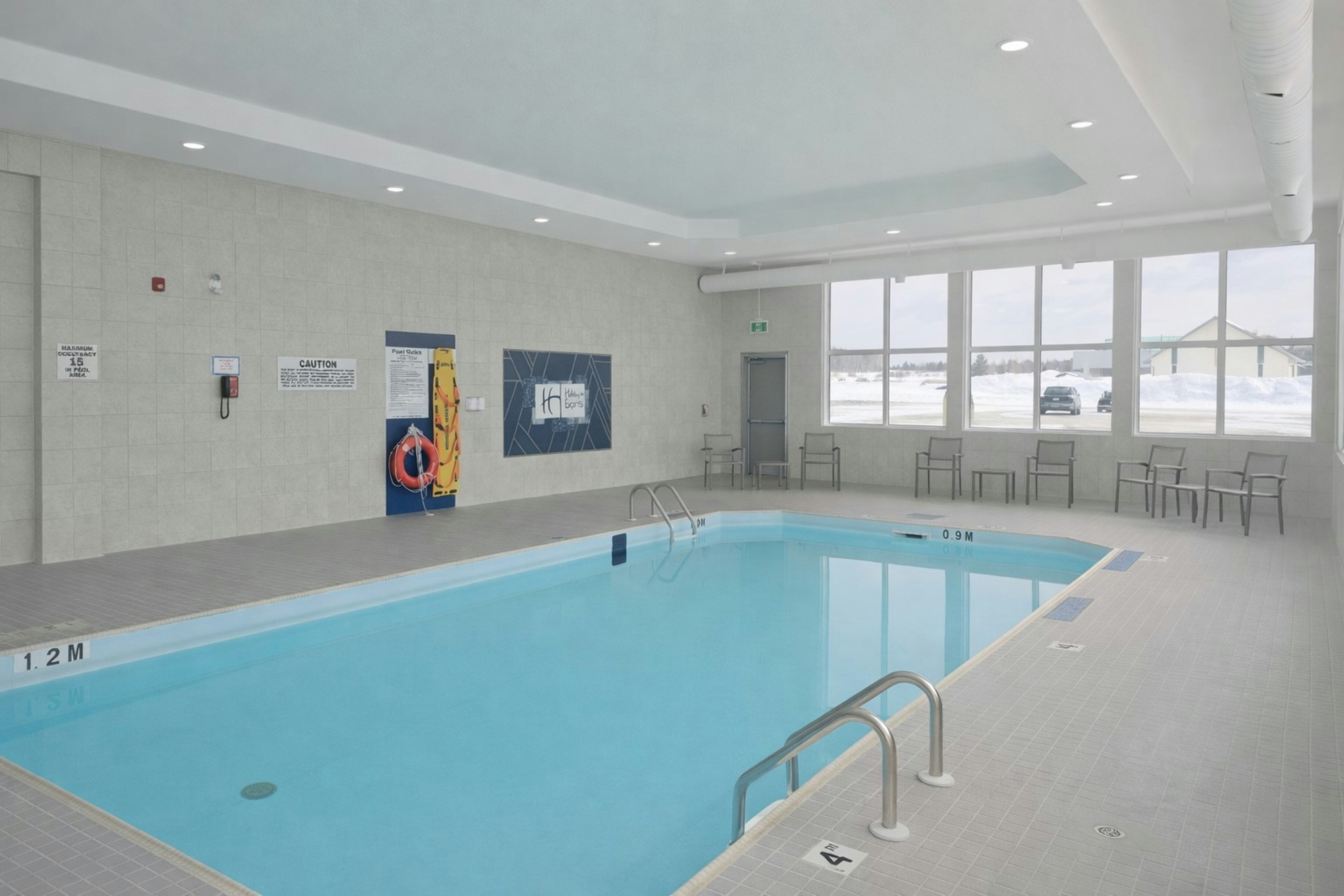 Holiday Inn Express Dryden 27/57