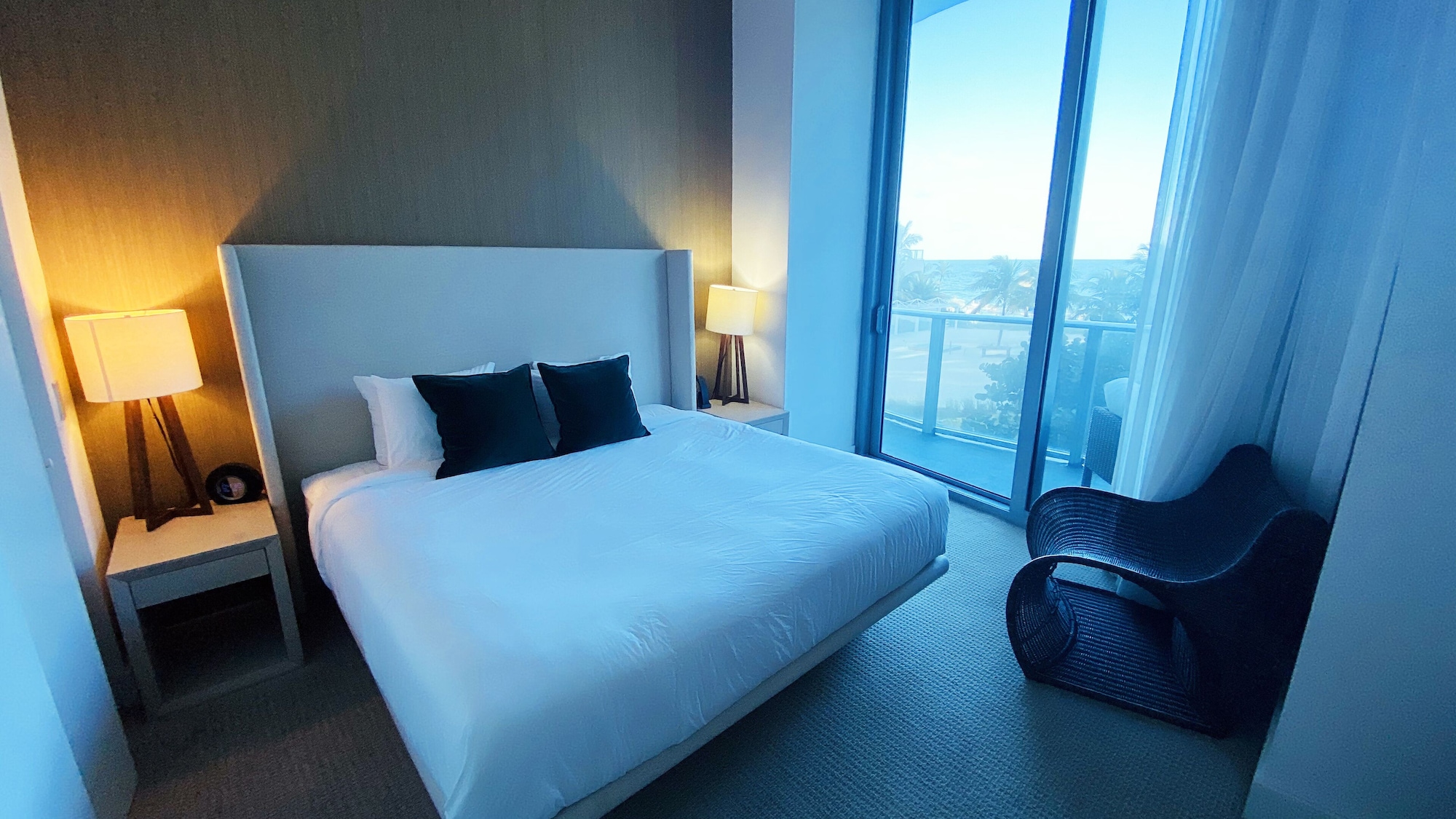 1 BEDROOM, DESIGN, APARTMENT, PARTIAL SEA VIEW