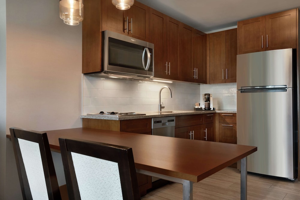 Homewood Suites by Hilton Chicago Downtown South Loop 35/49