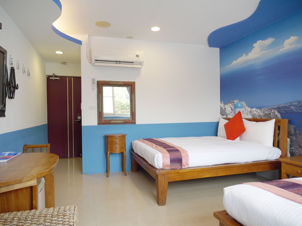Sin Sin Hotel I 9/50