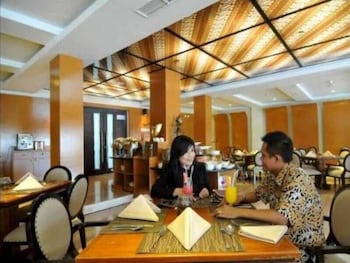 Ros In Yogyakarta 45/53