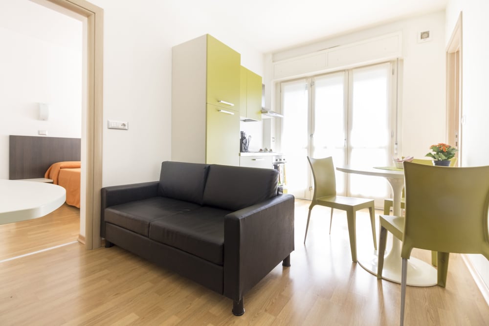 Hotel Sharing 47/67