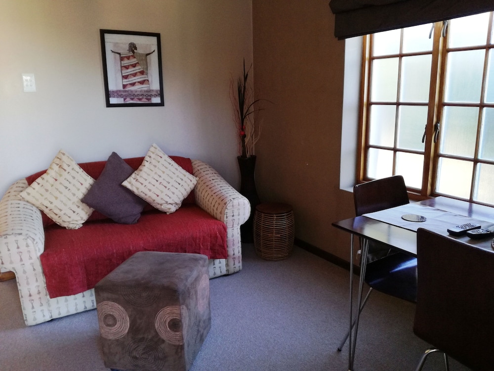 Cape Flame Guest House 20/32