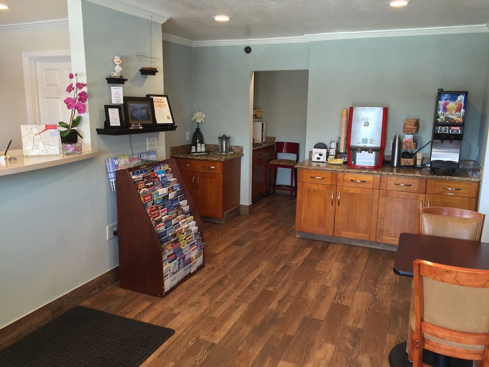 Regency Inn SFO Airport 13/21