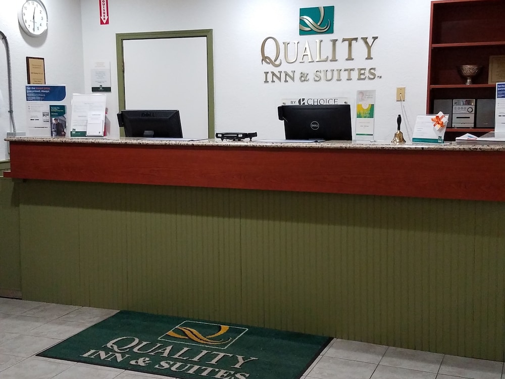 Quality Inn & Suites Bainbridge Island 6/62