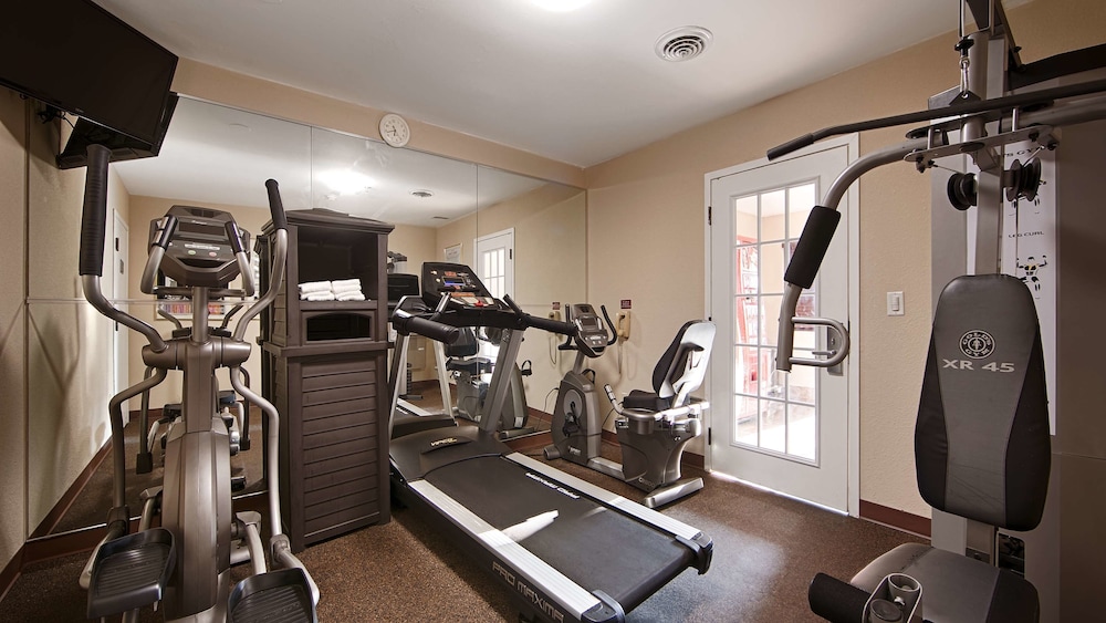 Best Western Executive Inn Grove City 10/28