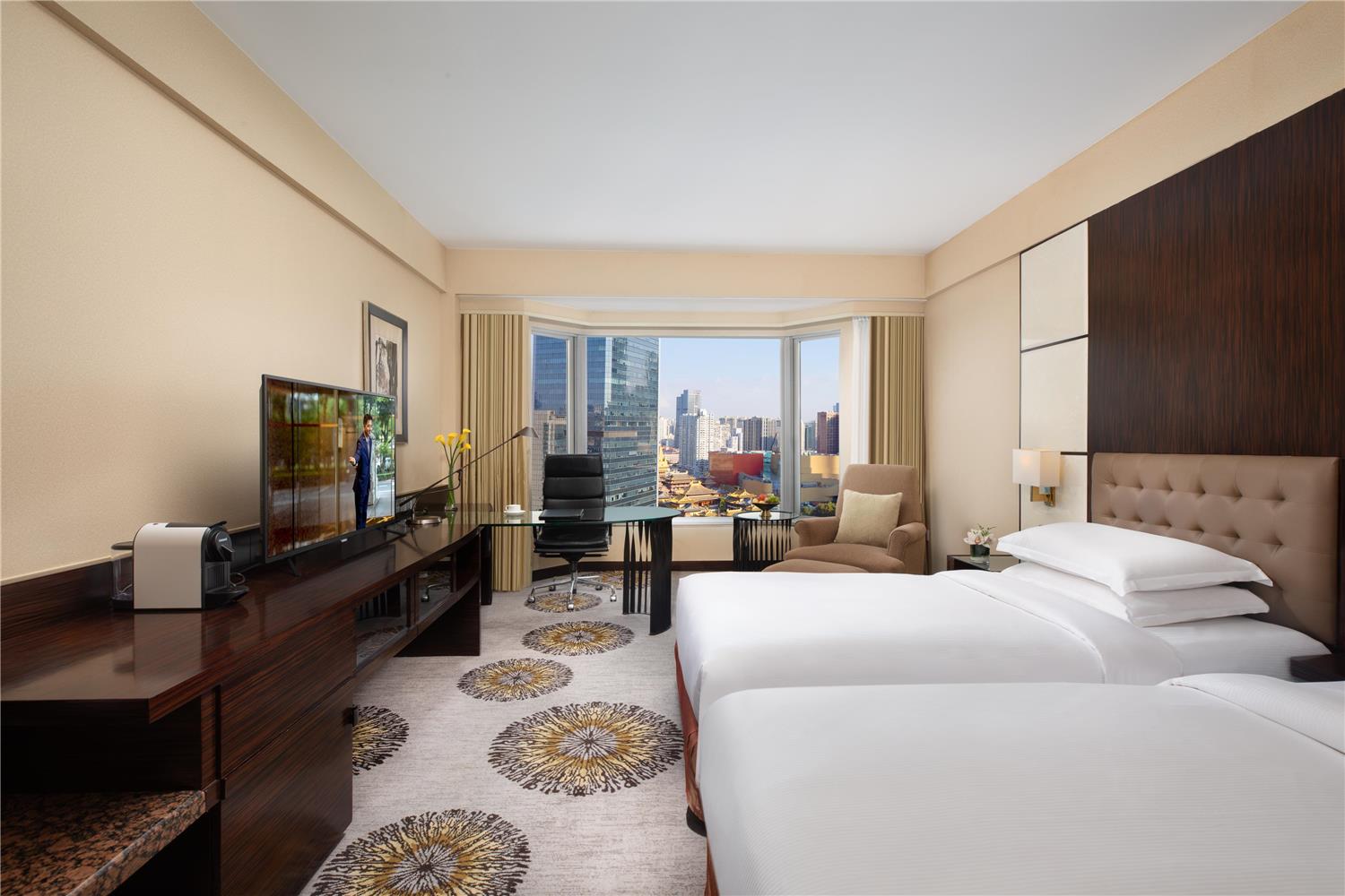 GRAND DELUXE TWIN ROOM