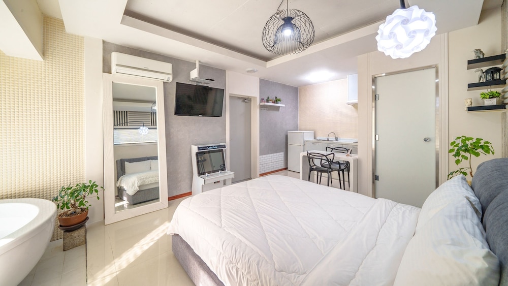 غرفة أساسية بسرير مزدوج بغرفة نوم واحدة، Gyeongju 20Th Street Pension 4/8