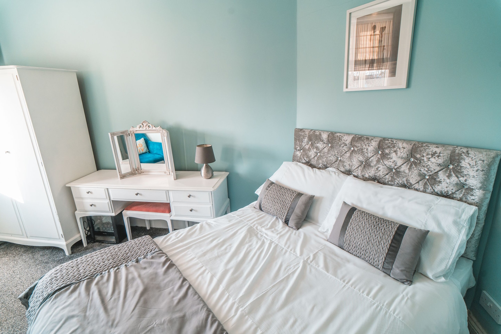 Room, 1 Single and 2 Double Beds, Sea View, Top Floor