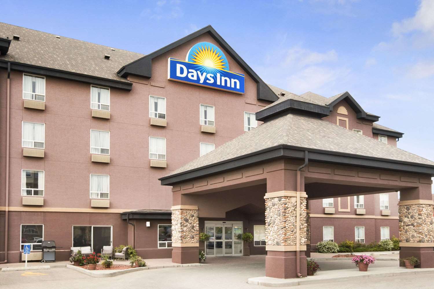 Days Inn Calgary Airport 2/43