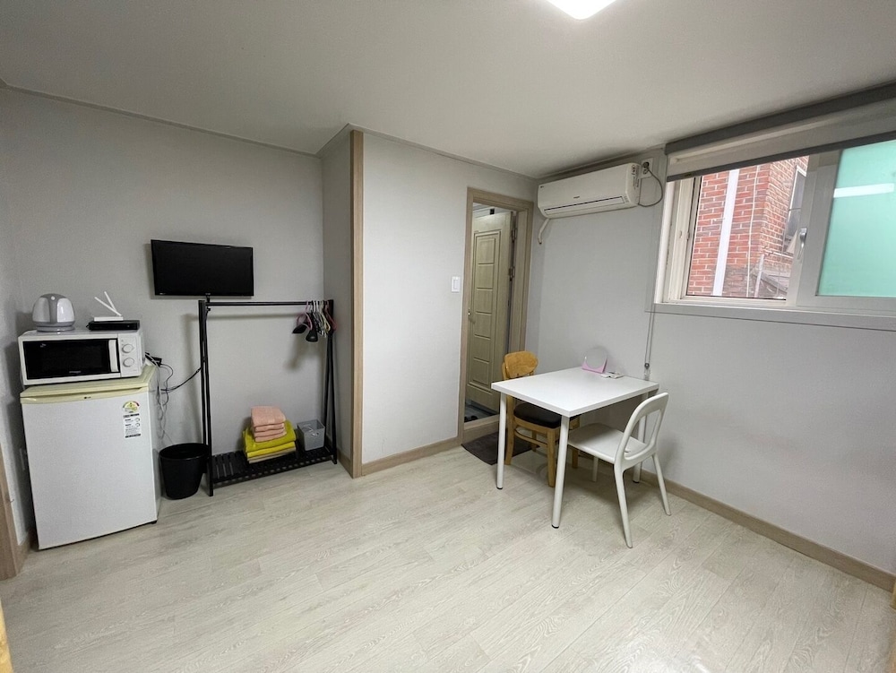 Twin Rabbit Guesthouse 41/51