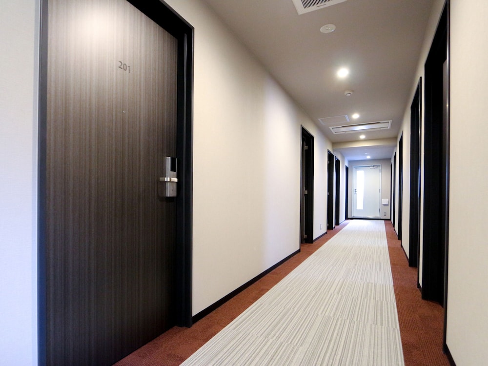 Hotel Livemax Ueno-Ekimae 37/53