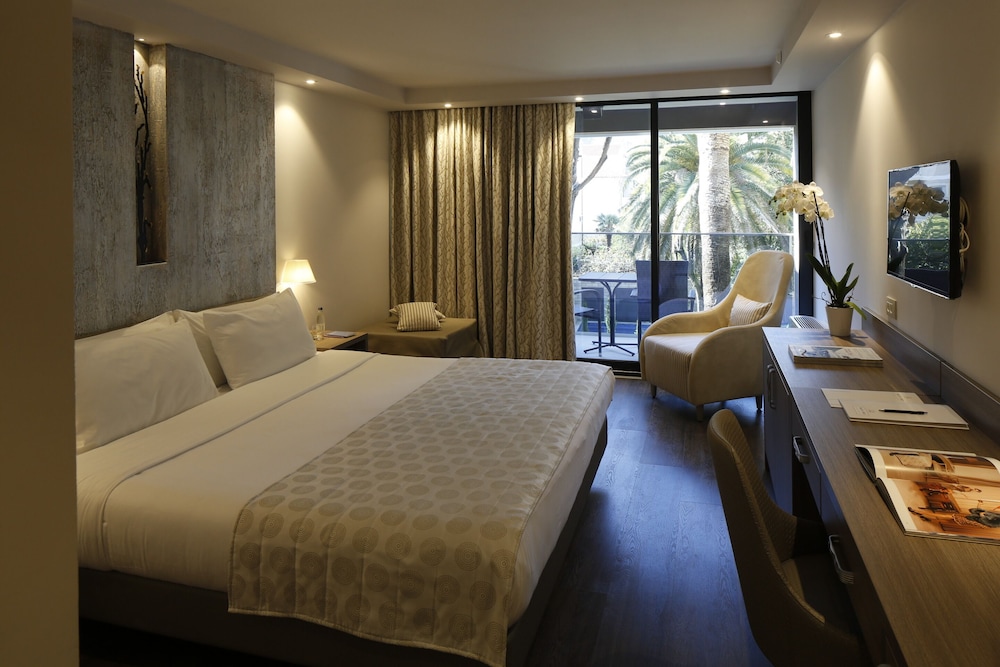 Palmon Bay Hotel and Spa 11/48