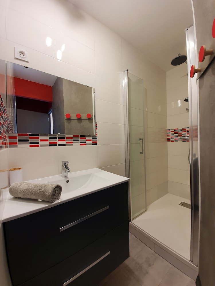 La Maison Bisca - Hostel 46/50