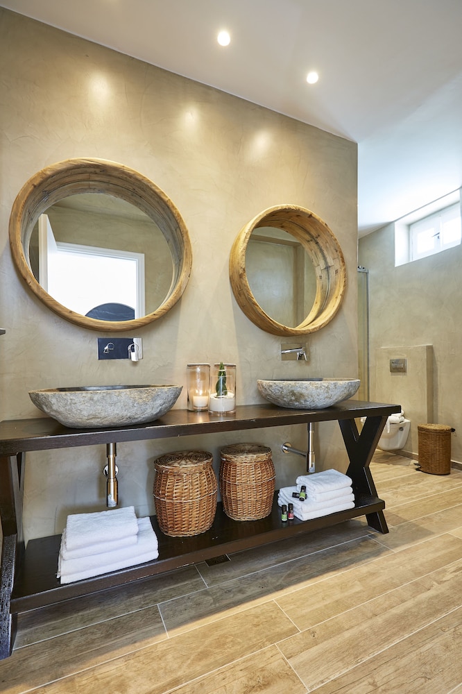 Amor Hideaway Villas by Mr and Mrs White 20/46