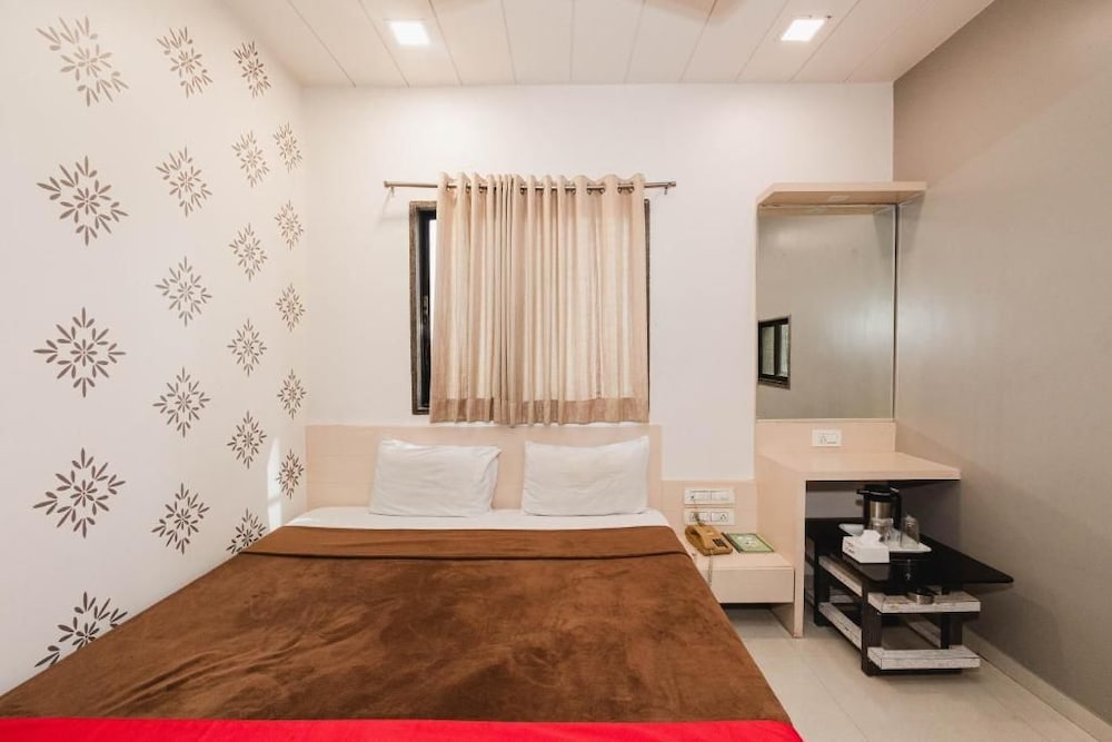 HOTEL AMBER 43/46