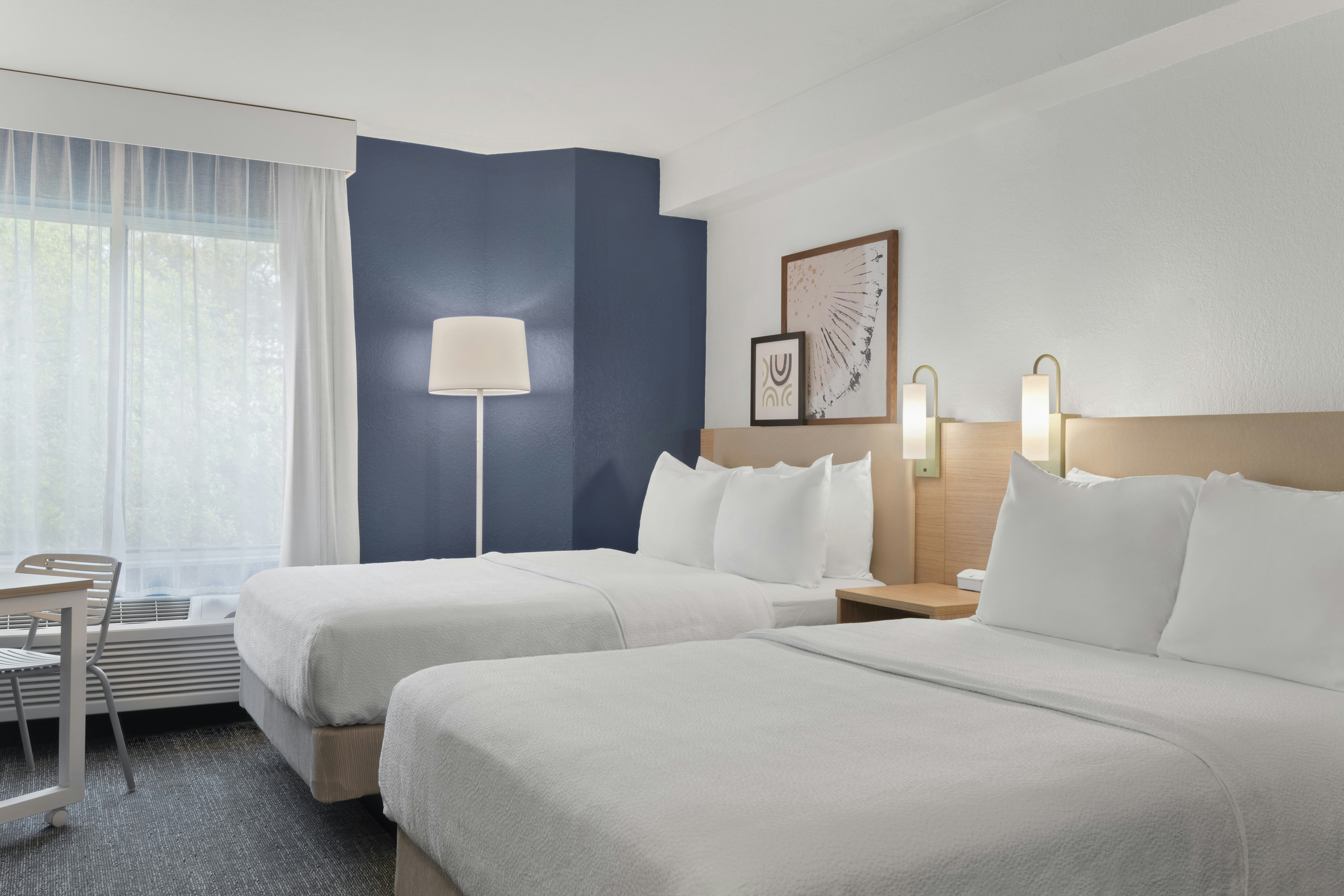 room, 2 double beds