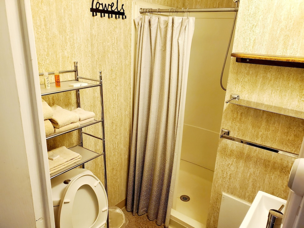 Monte Villa Inn 36/36