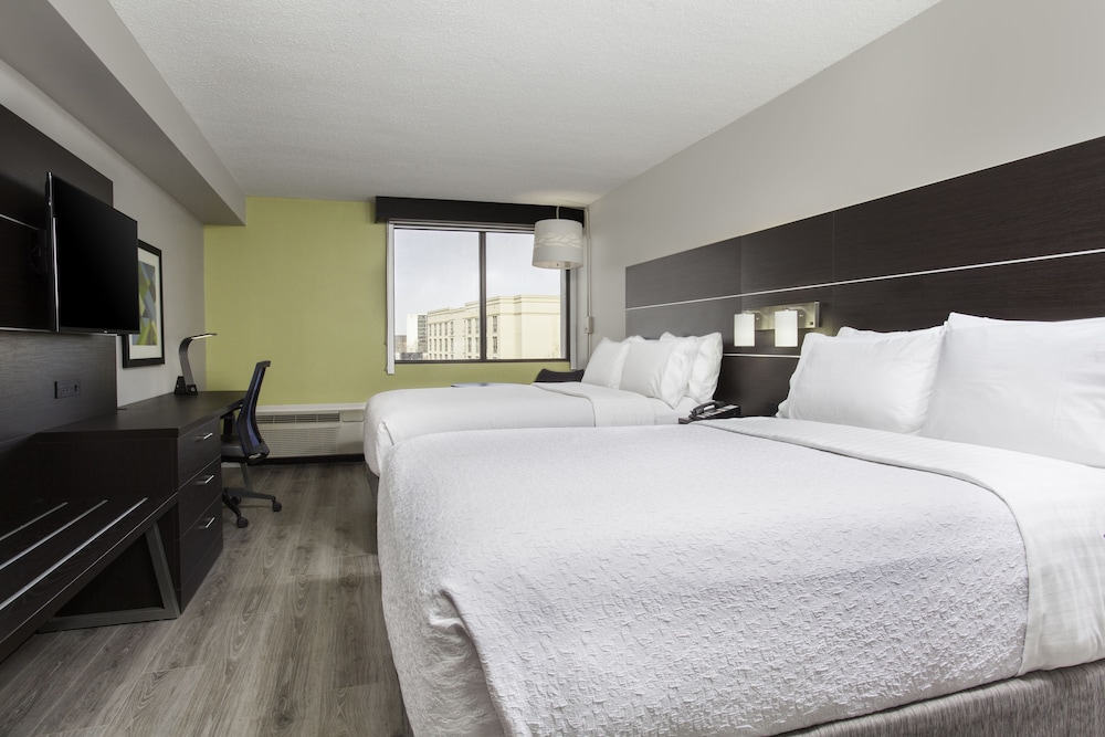 Holiday Inn Express & Suites Mississauga-Toronto Southwest, an IHG Hotel 19/71