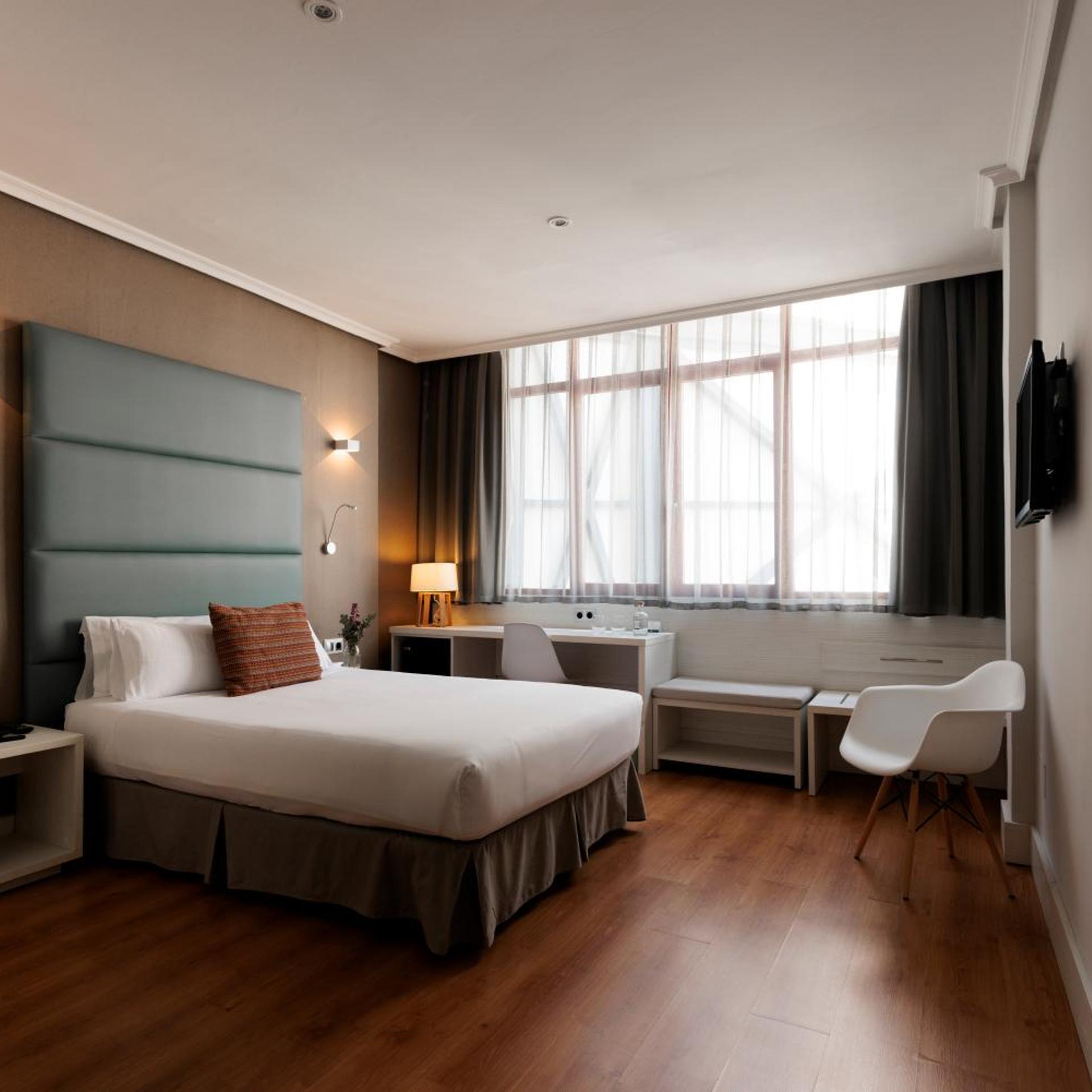 Room, King Bed, Accessible