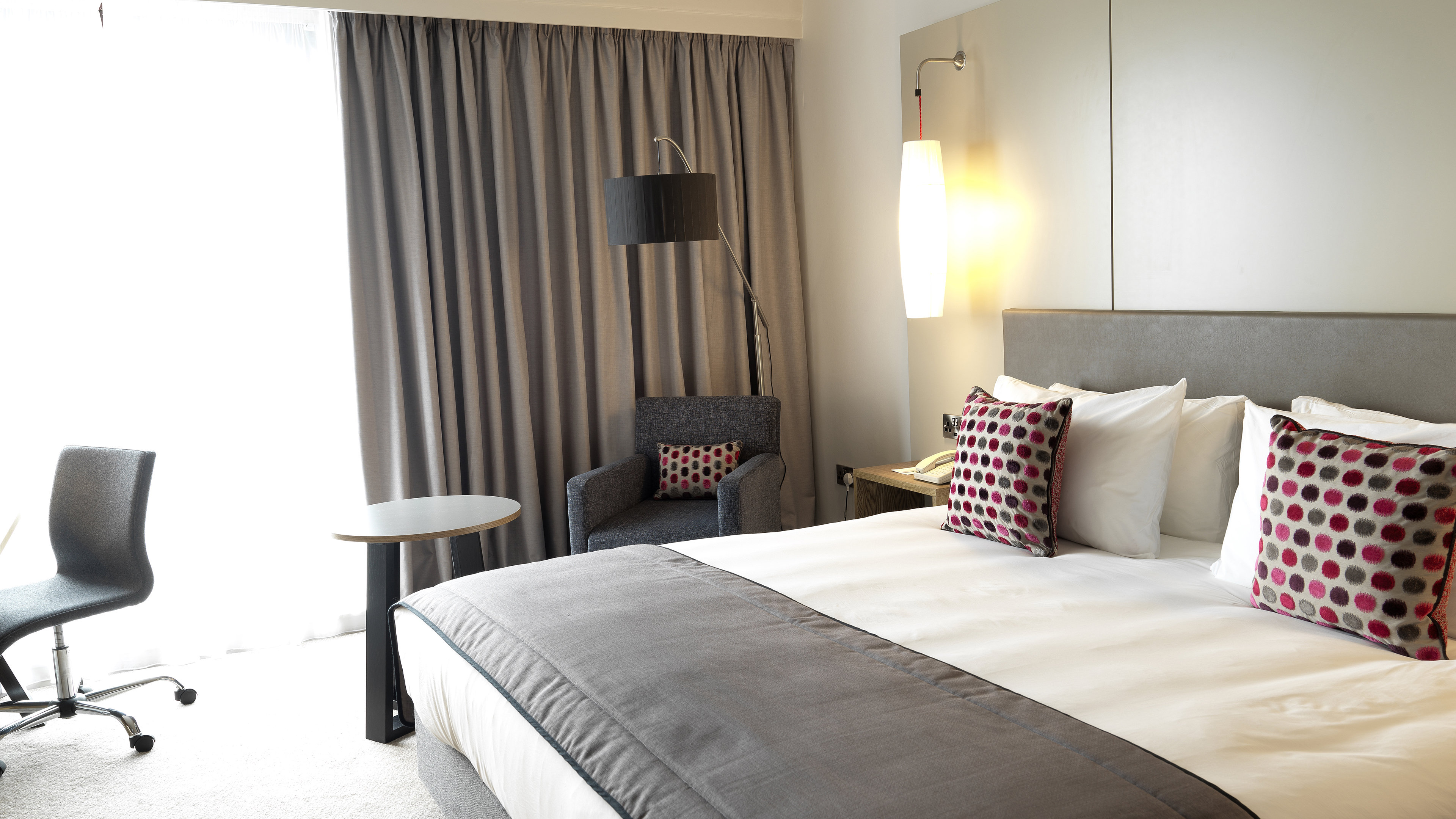 Crowne Plaza Plymouth, an IHG Hotel 24/70