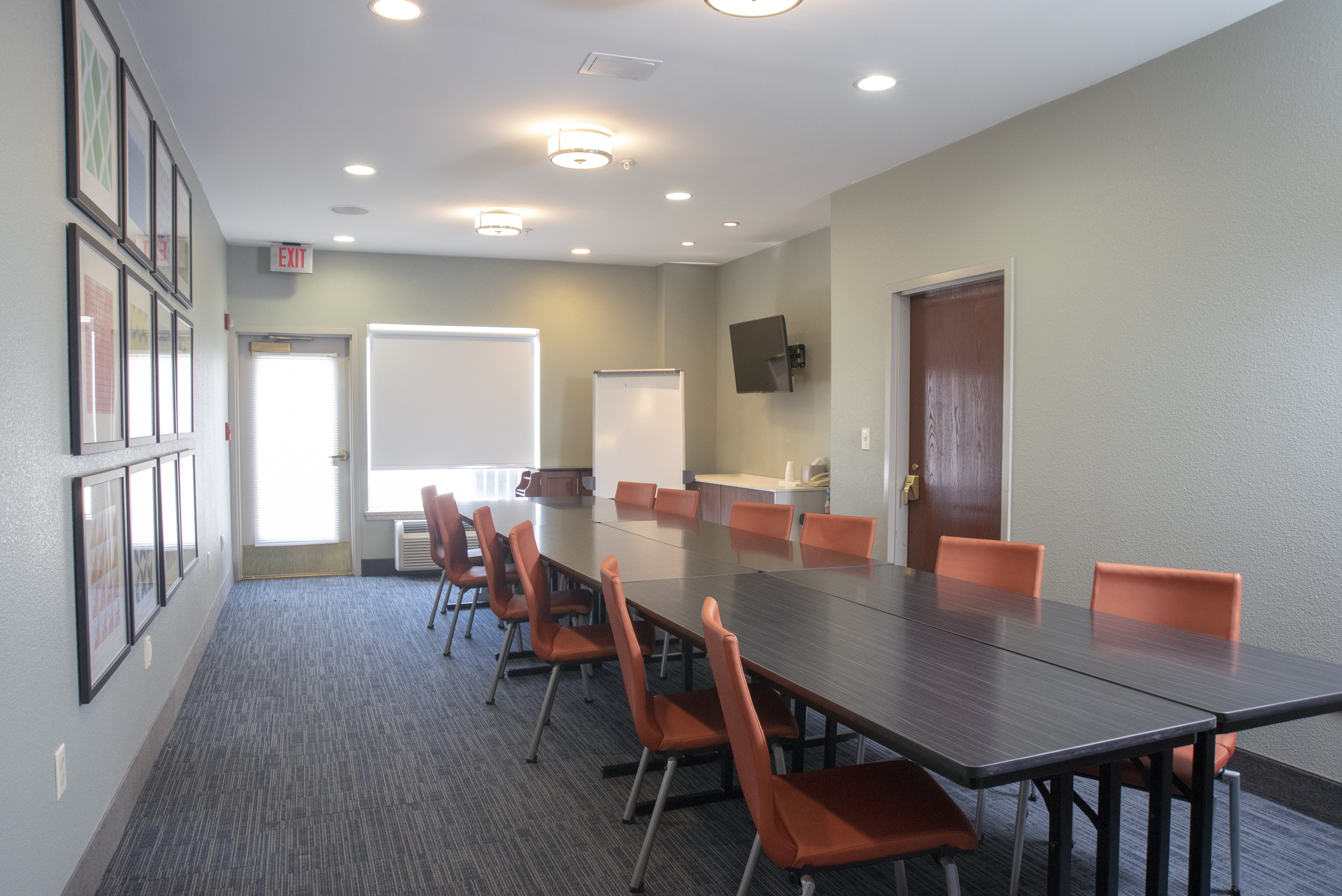 Holiday Inn Express Hotel and Suites Chester-Monroe-Goshen 61/72