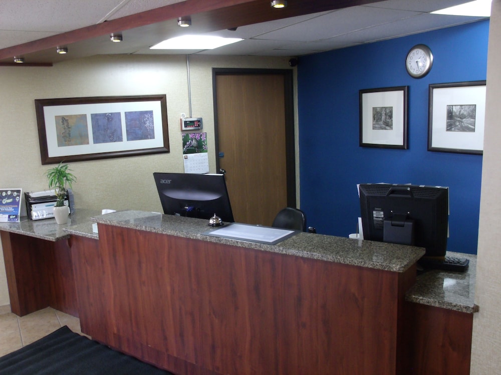 Knights Inn Davenport image