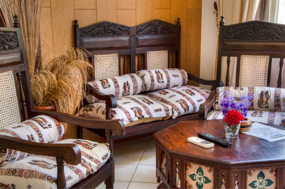 Kahama Hotel Mombasa 18/39
