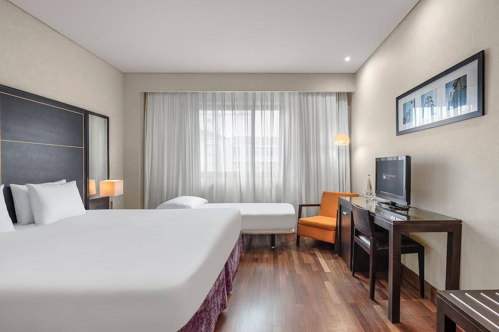 Room, Double or Twin Bed, with Extra Bed