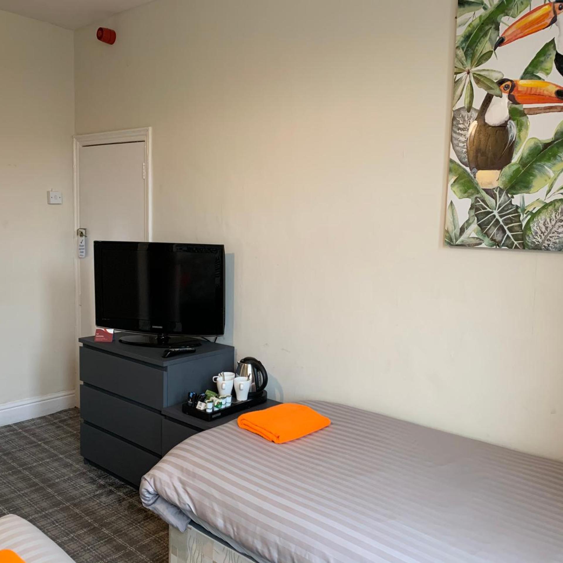 غرفة ثلاثية، Tropics Beach Hotel 5/7