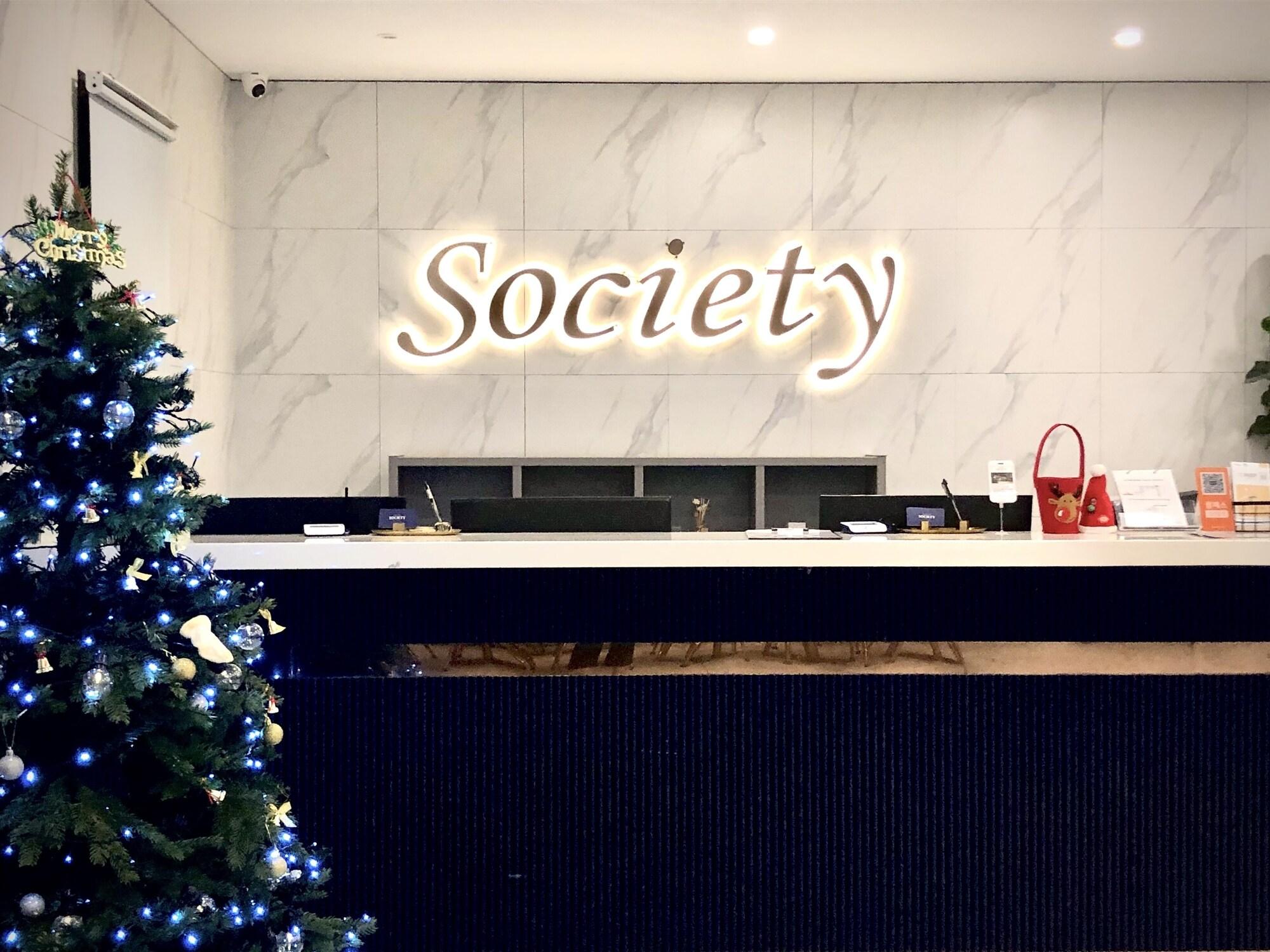 Hotel Society 5/54