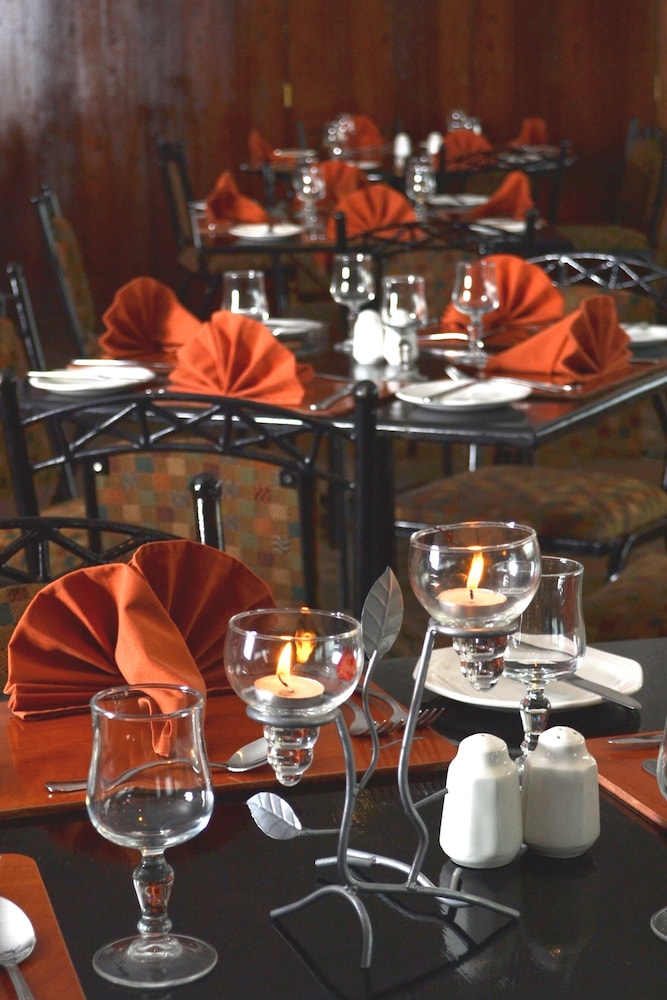 Splendid Inn Port Edward Ex Premier Hotel Edwardian 36/71