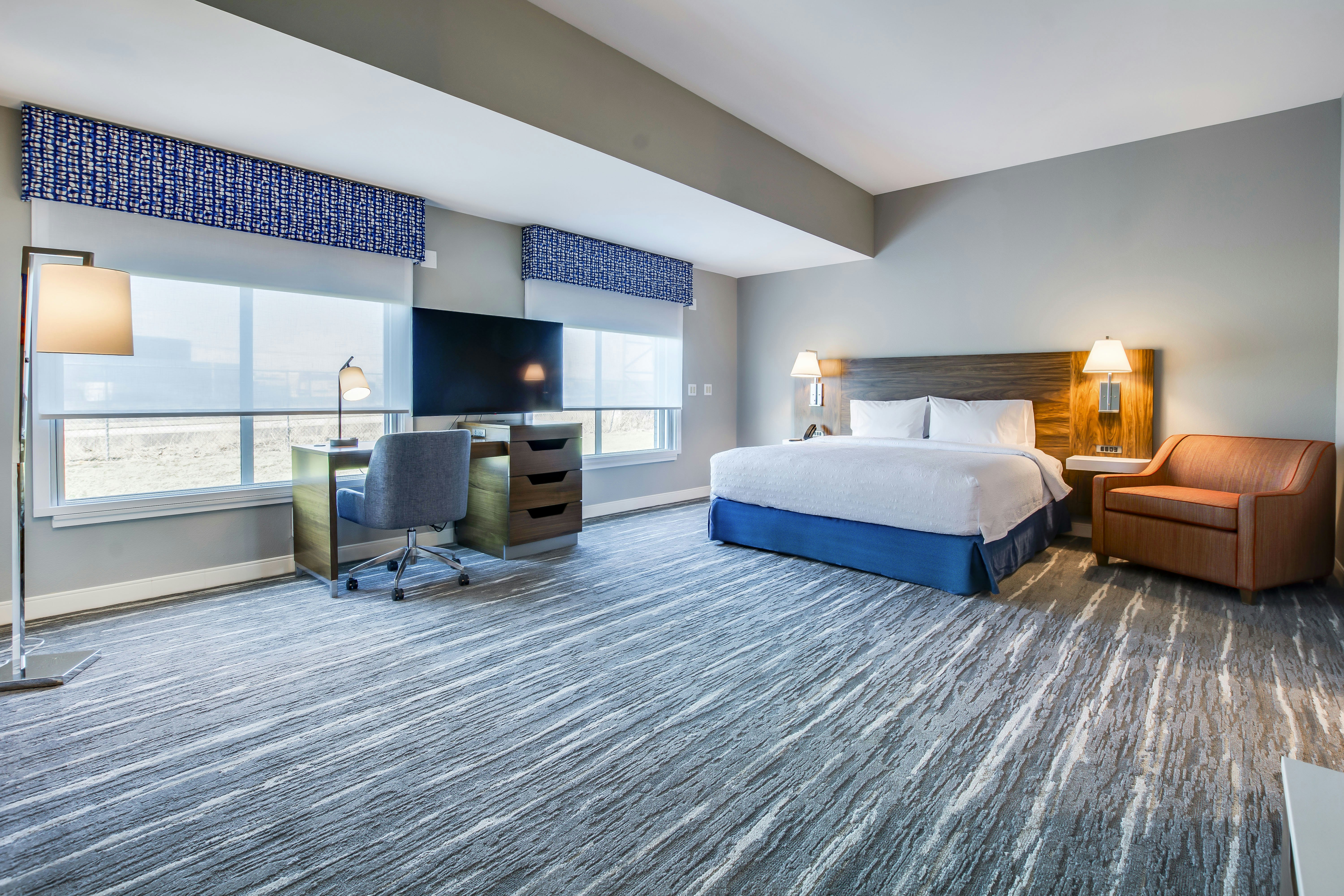 ROOM, KING BED, ACCESSIBLE