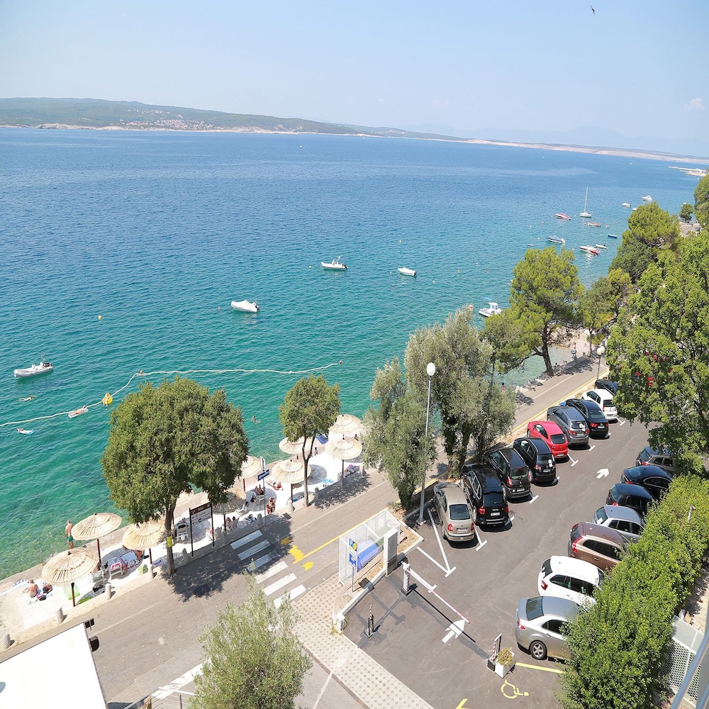 Hotel Marina 46/51