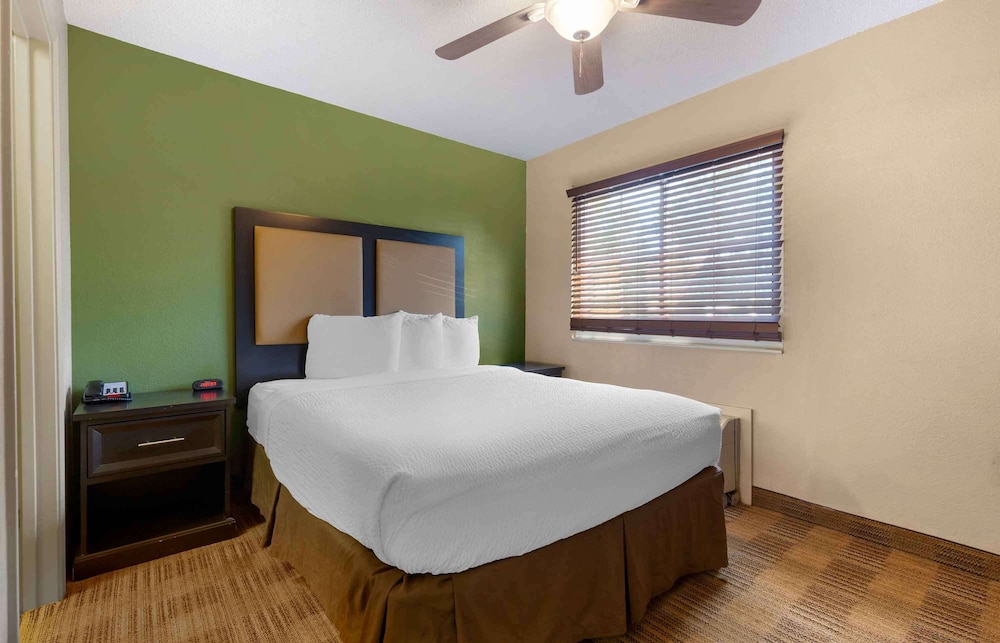 Extended Stay America Select Suites Orlando Lake Mary 1040 14/40