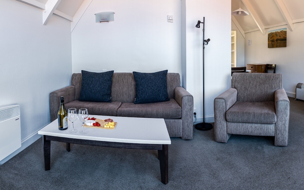 Turner Heights Townhouses 33/56