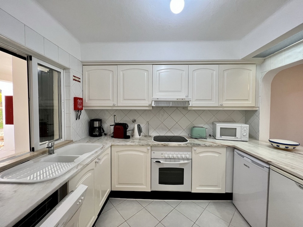 Balaia Golf Village 41/94
