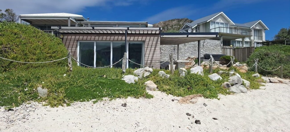 Pringle Bay Beach House by Cape Summer Villas 2/32