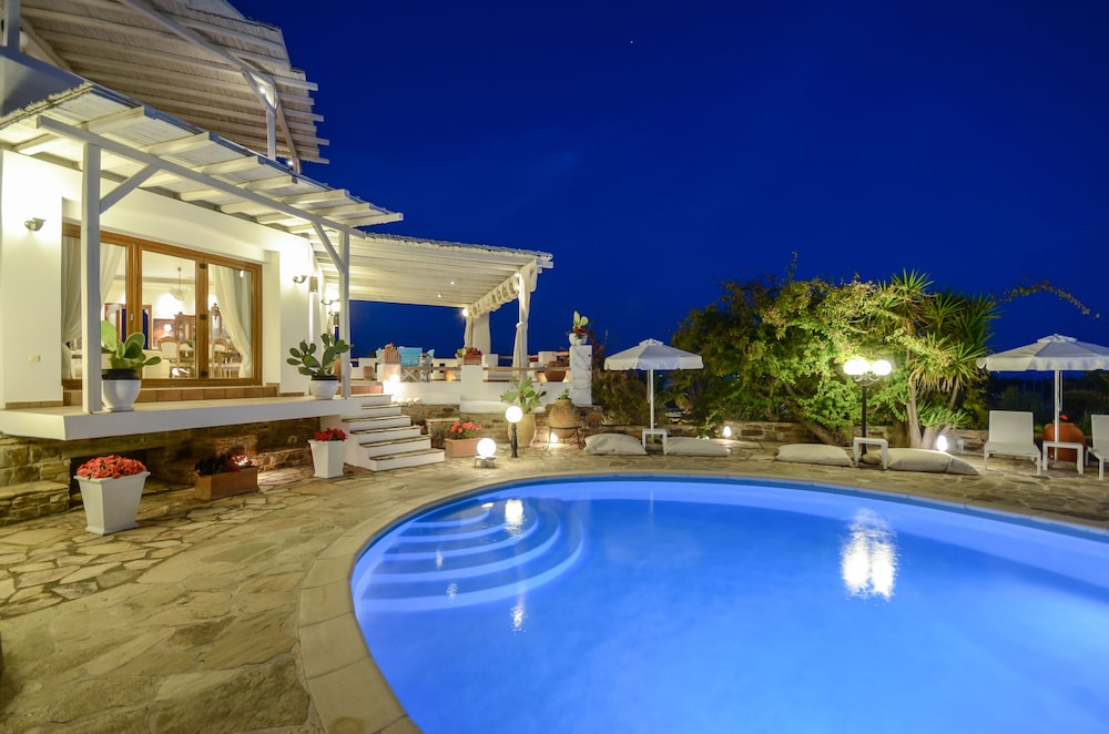 Villa Pari Manda 46/50
