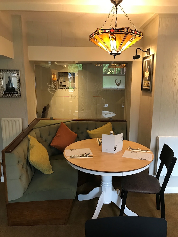 The Elizabeth House Hotel 46/58