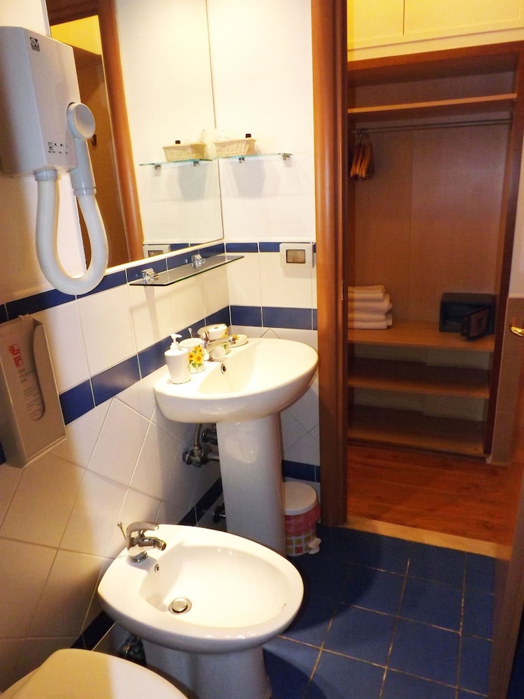 San Peter Rome B&B 58/66