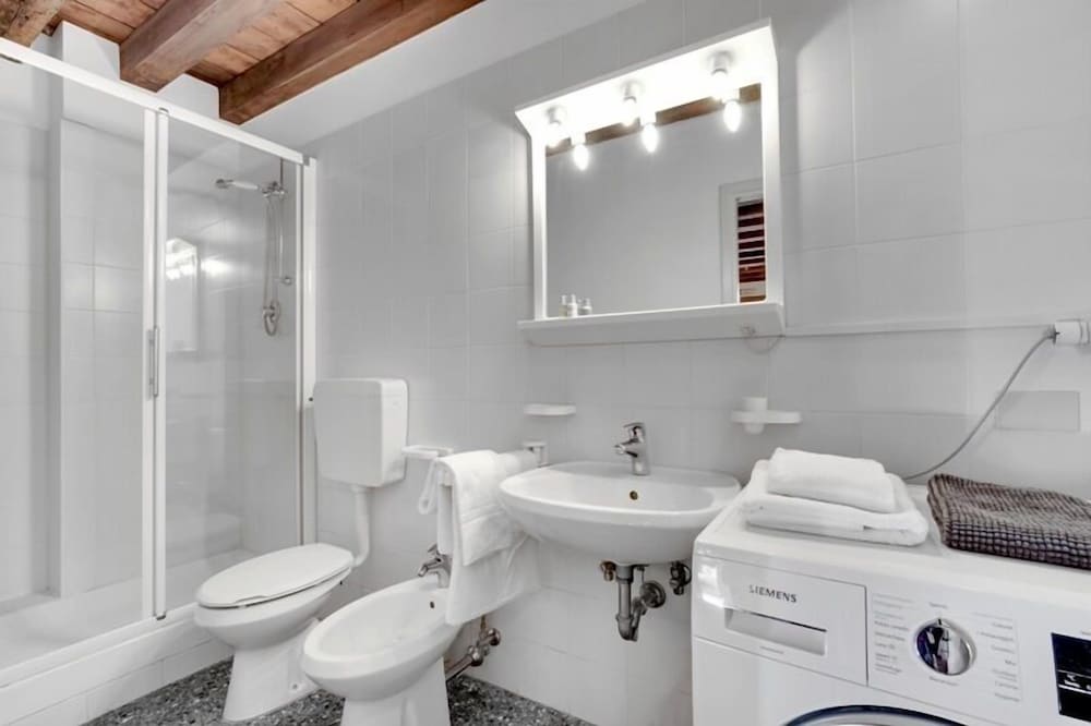 Guggenheim Collection Venice Apartment 16/17