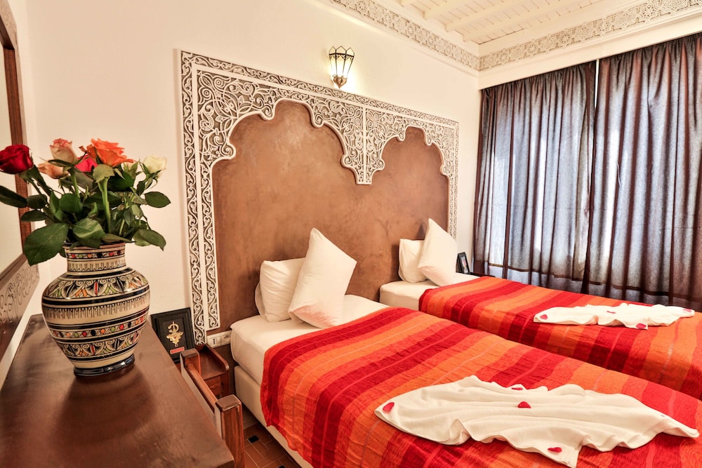 Riad Nakhla 15/62