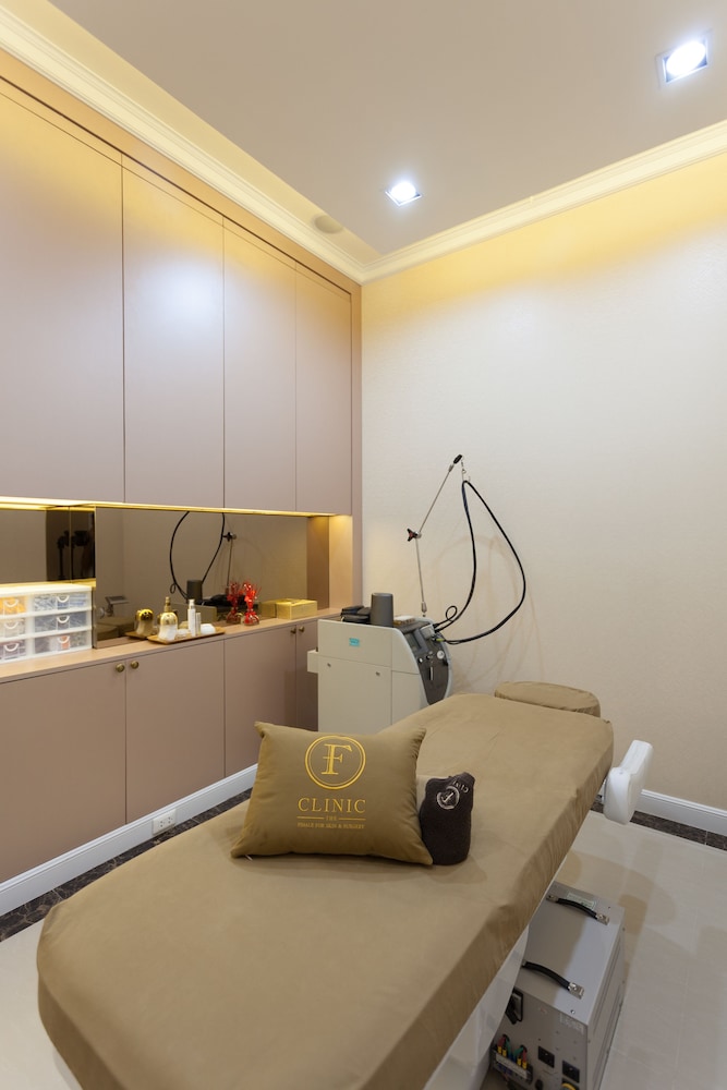 Grand 5 Hotel Plaza Sukhumvit Bangkok 40/63