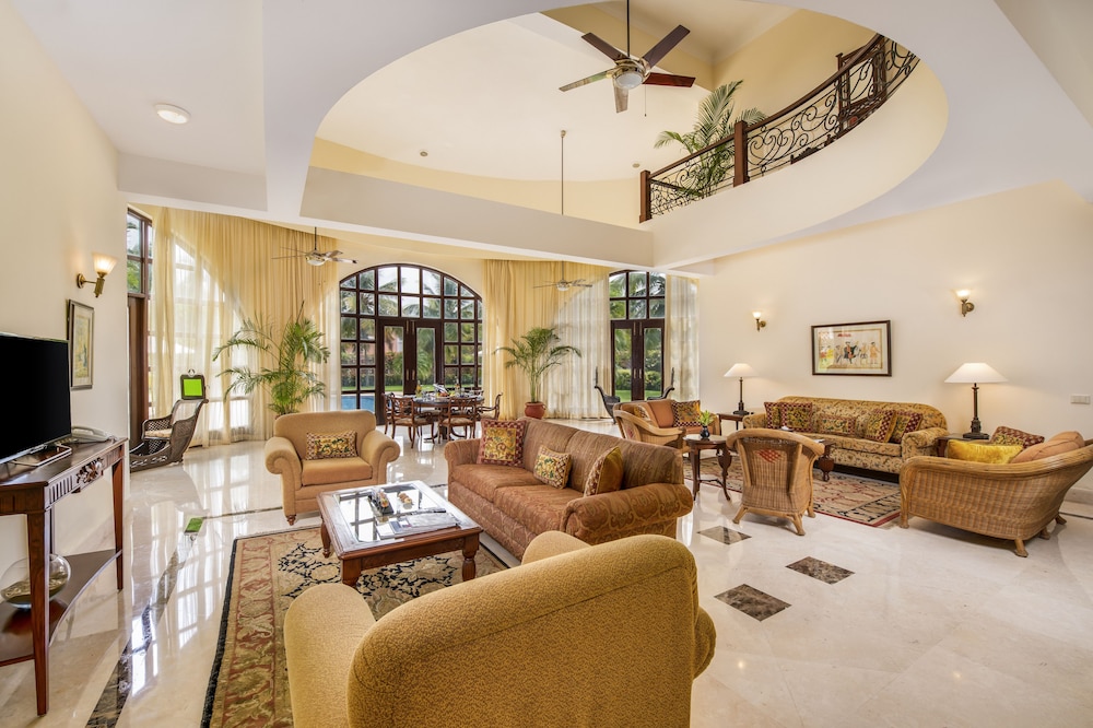 The Lalit Golf And Spa Resort Goa 28/50