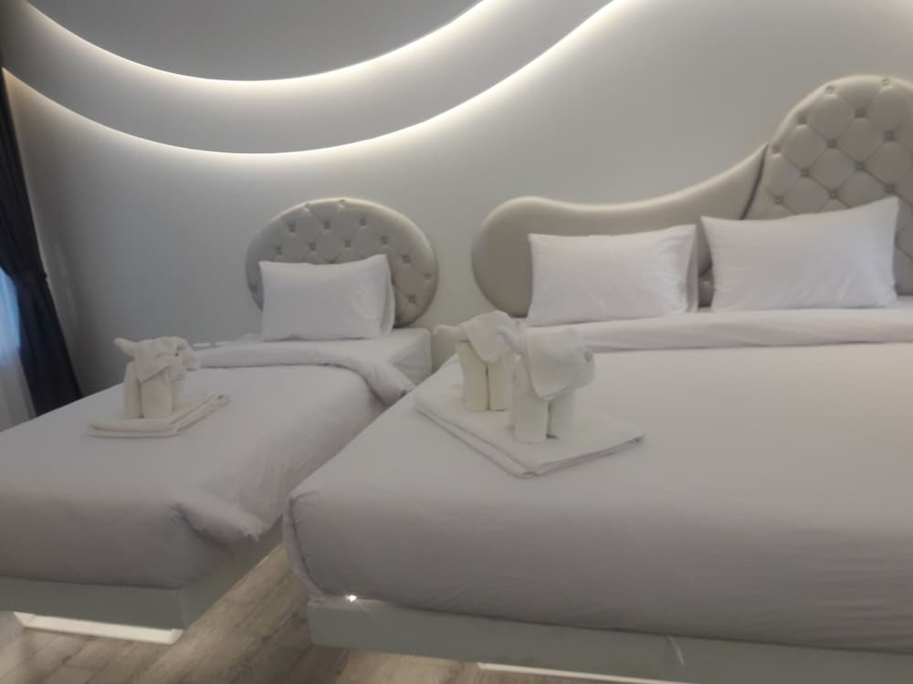 AVATARA RESORT 24/59