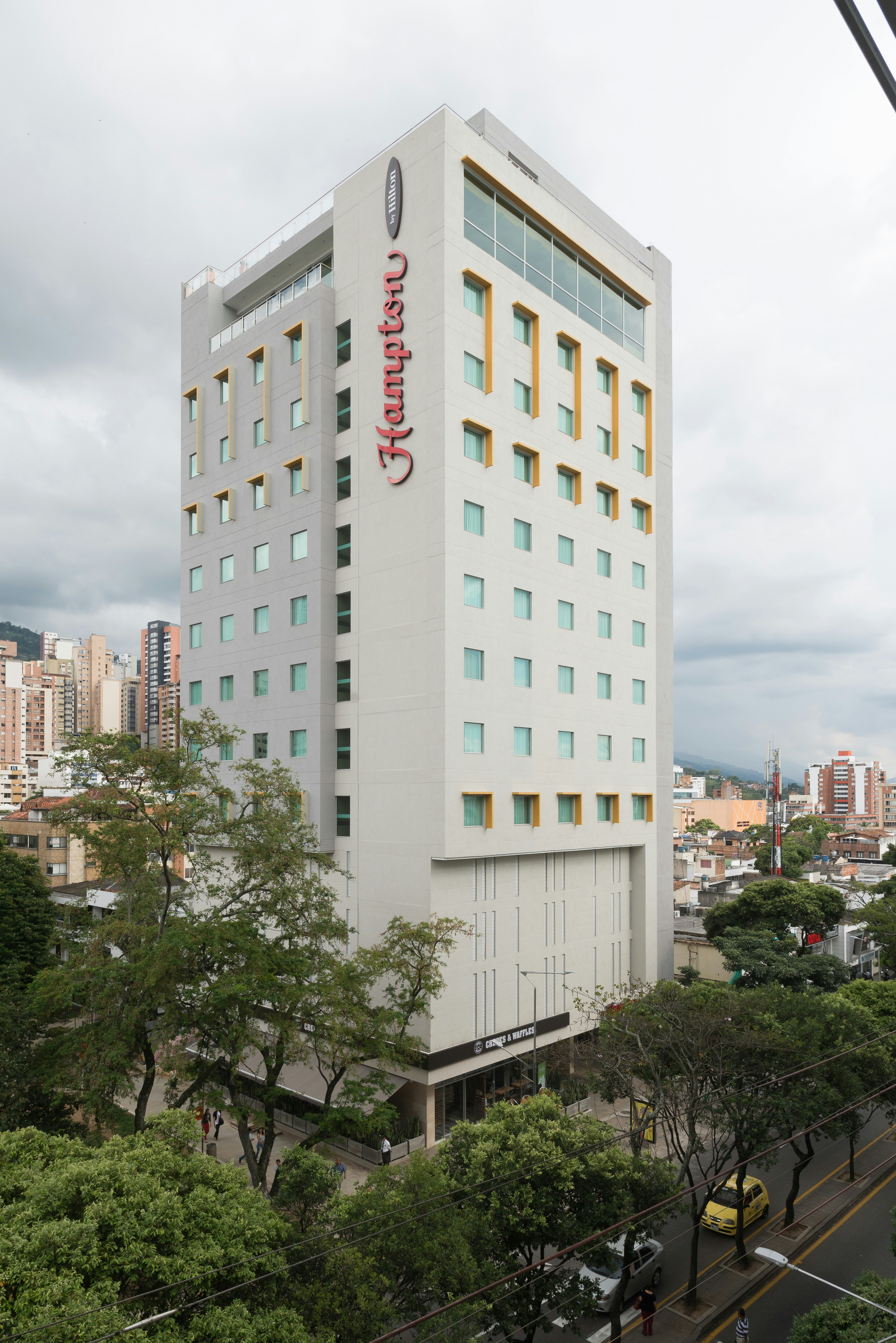 Hampton by Hilton Bucaramanga 2/43