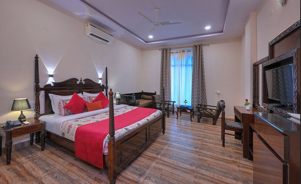 Ranthambhore National Resort 22/73