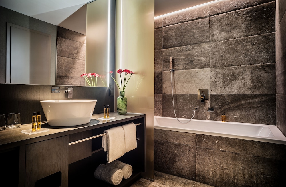 SAKS Urban Design Hotel Frankfurt 16/50
