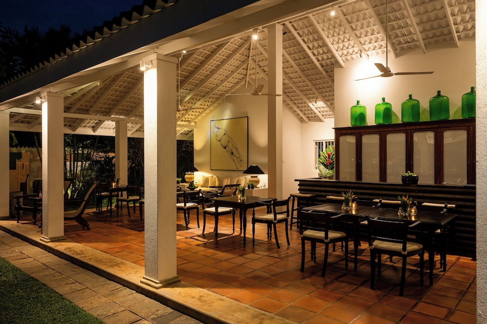 Taru Villas - Rock Villa 30/50